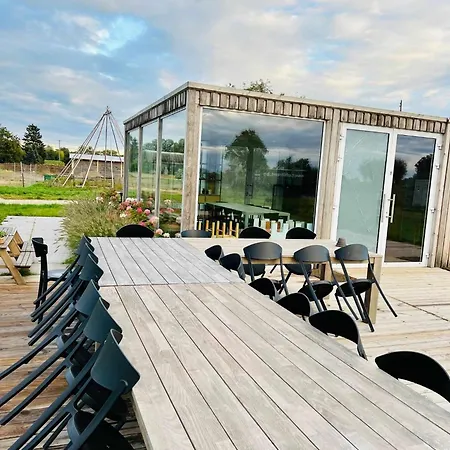 Farmház Tiny House - Wolne Emocje Oborki